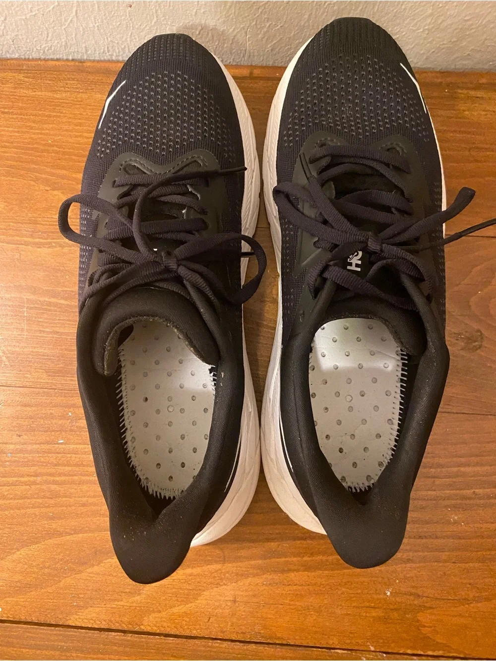 Women’s Hoka One One Arahi 7 Sneakers Sz9B NO INSOLES